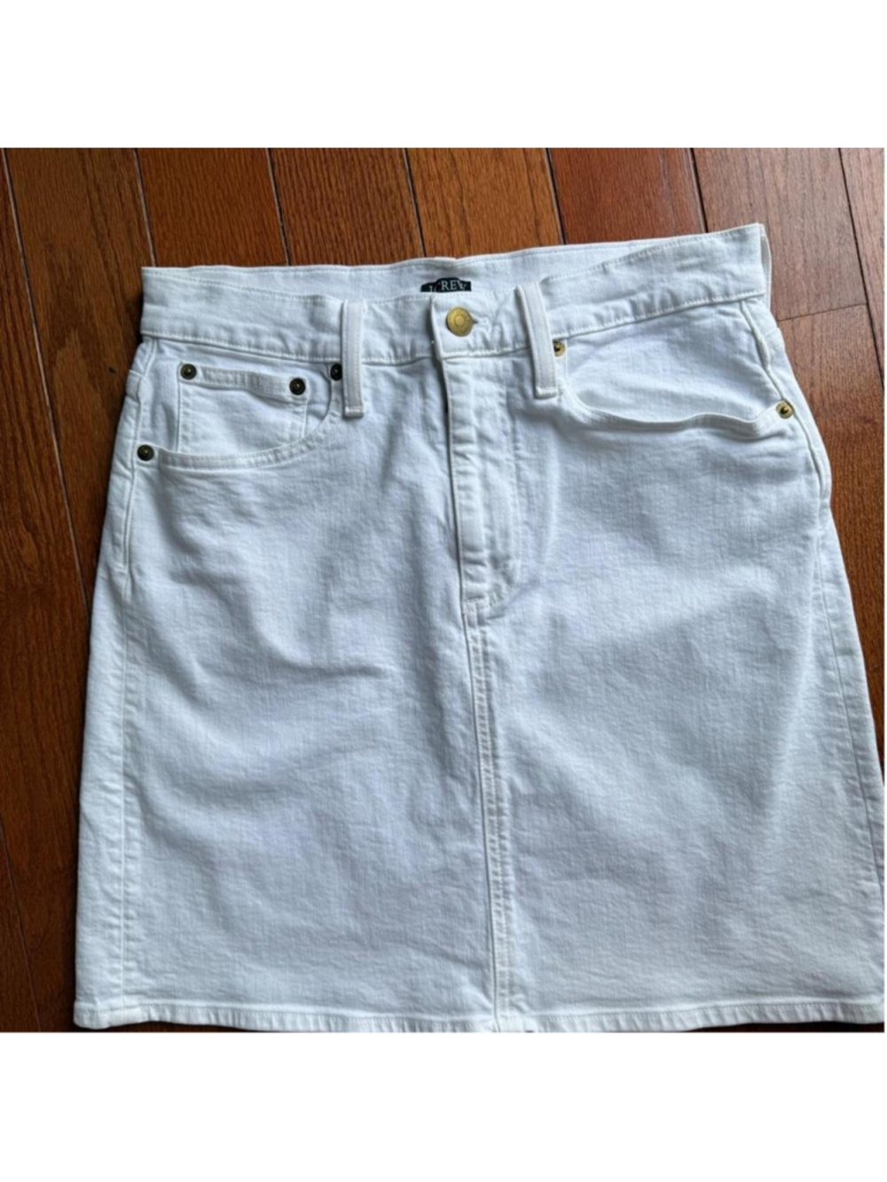 J.Crew white denim mini skirt. size 27.